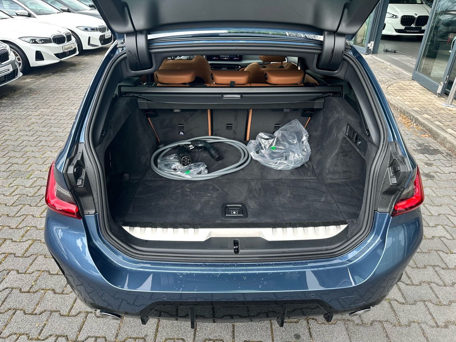 BMW 330 - Bild 19