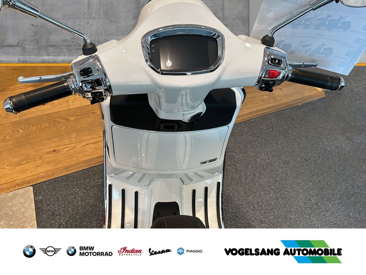 Fahrzeugabbildung Vespa GTS 310 Super Tech HPE, Tageszulassung, TFT-Disp