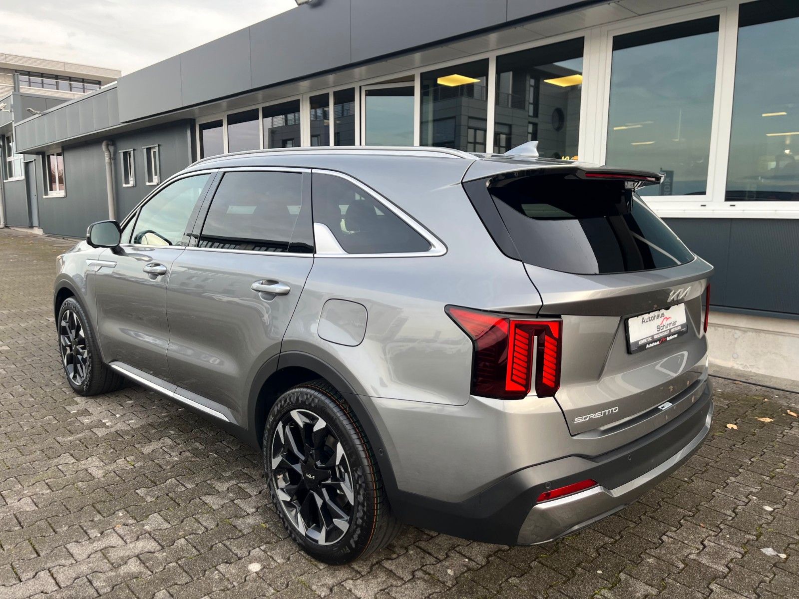 Fahrzeugabbildung Kia Sorento 2.2 CRDi AWD Platinum Premium Paket AHK