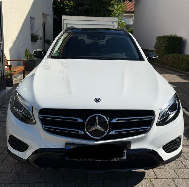 Image of Mercedes-Benz GLC 250