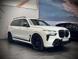 BMW X7 M60i*ICONIC GLOW*7-SITZER*INDIV.*ACC*PANO*1Hd - BMW X7 M60 Gebrauchtwagen