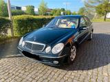Mercedes-Benz Mercedes Benz E320 Avantgarde - Mercedes-Benz E 320 in Duisburg