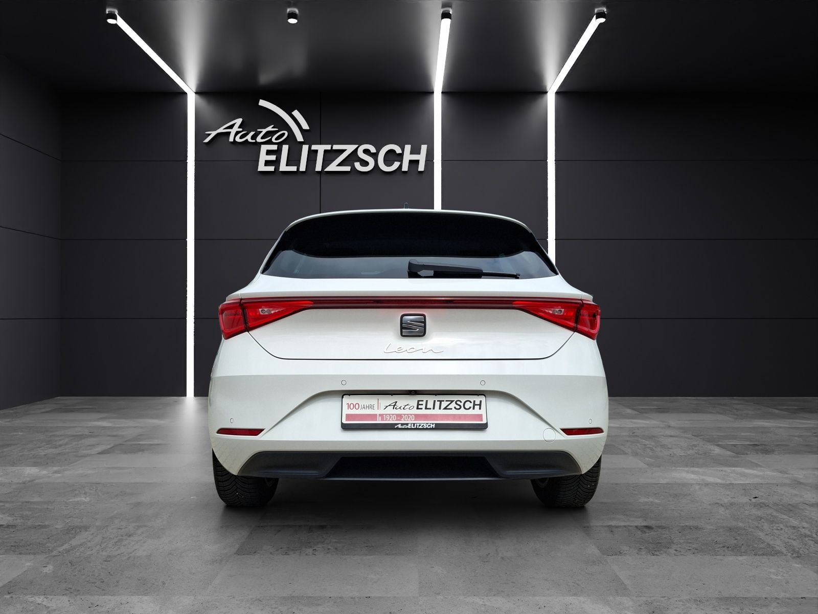 Fahrzeugabbildung SEAT Leon TSI Style LED CarPlay ACC RFK SH