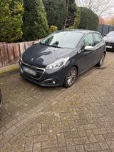 Peugeot Verkaufe Peugeot 208 110ps - Peugeot 208 in Oldenburg