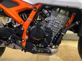 KTM 990 Duke R 2026 - KTM 990 R