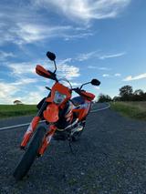 KTM 690 SMC R - KTM SM R