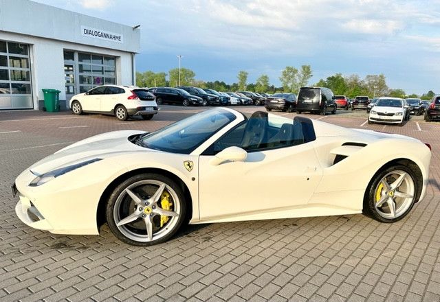 Fahrzeugabbildung Ferrari 488 Spider*Lift*NAV*Racing*RFK*MWST