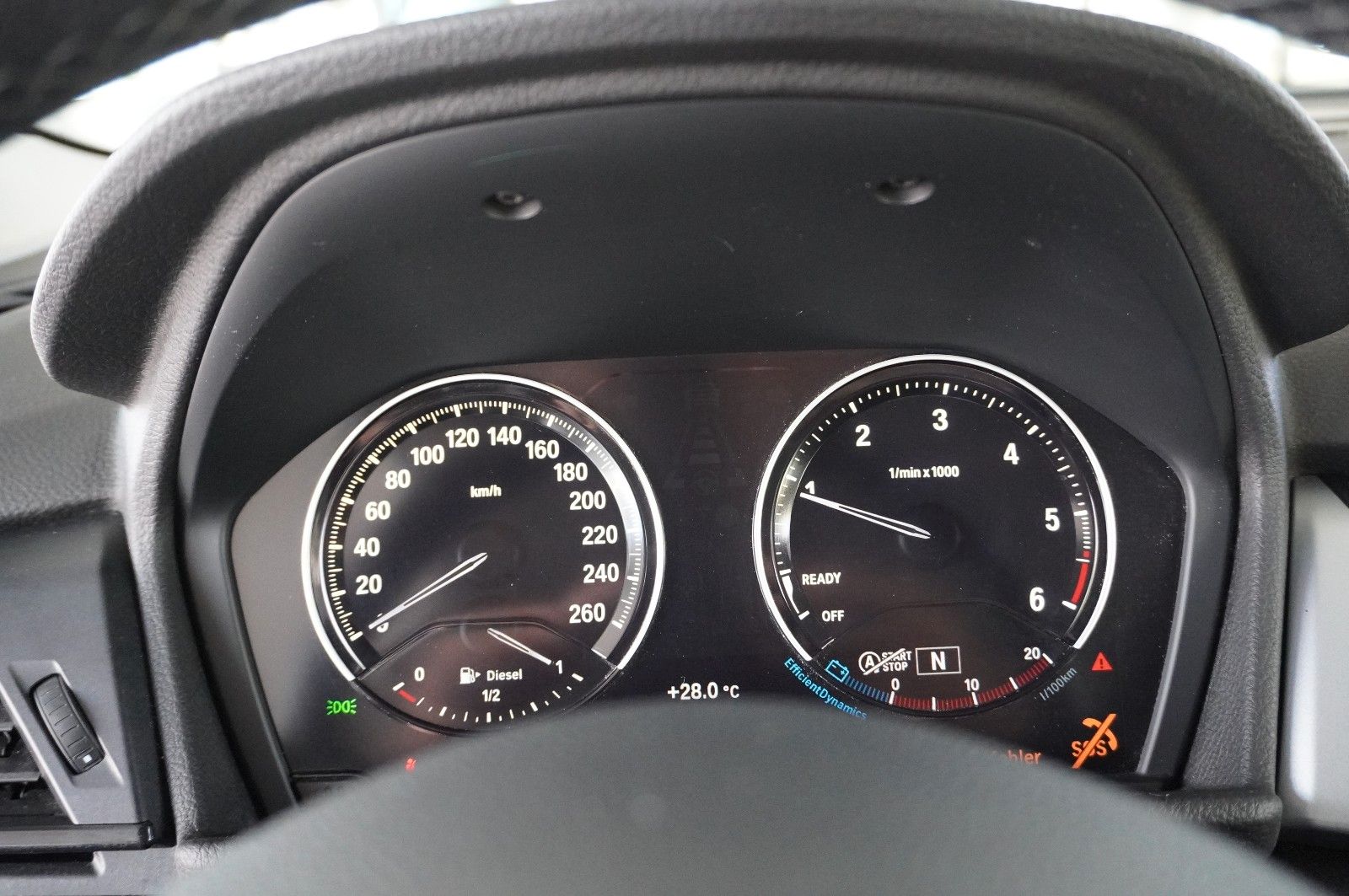 Fahrzeugabbildung BMW 216d Active Tourer NAVI/PDC/ALU/EU6dTemp