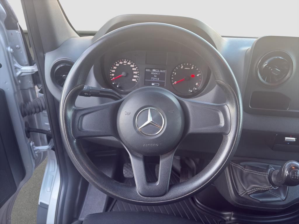 Fahrzeugabbildung Mercedes-Benz Sprinter 311 CDI Pritsche Standard AHK*KlimaA