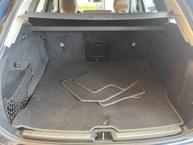 MYAUTOCENTER – Gebraucht- und Jahreswagen mit Werkstattservice in Pfaffenhofen Volvo XC 60 *Inscription*AHK*LED*Kamera*