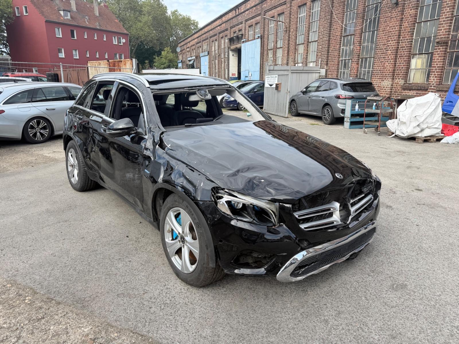 Mercedes-Benz GLC 350 e 4Matic Exclusive Leder Pano Autom AHK