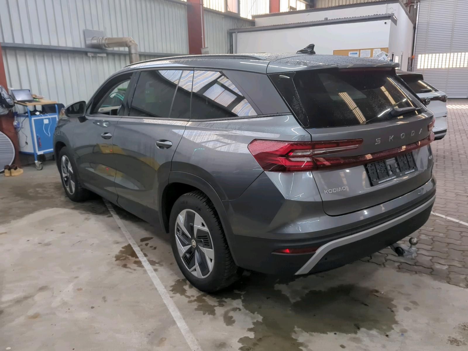 Skoda Kodiaq 4x4 Selection Matrix 7Sitze ACC AHK Kamer imagem 3