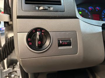 MYAUTOCENTER – Gebraucht- und Jahreswagen mit Werkstattservice in Pfaffenhofen Volkswagen T5 Multivan Automatik *Comfortline*Navi*AHK*