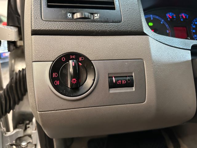 MYAUTOCENTER – Gebraucht- und Jahreswagen mit Werkstattservice in Pfaffenhofen Volkswagen T5 Multivan Automatik *Comfortline*Navi*AHK*