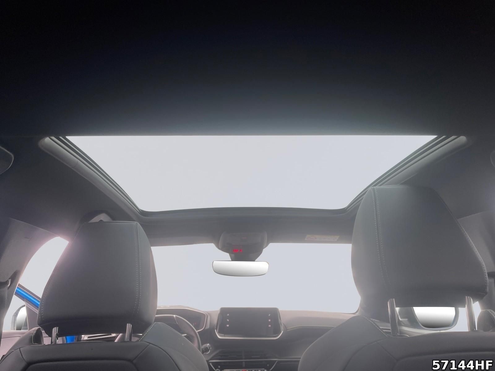 Fahrzeugabbildung Peugeot e-208 GT