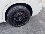 Maserati Levante Trofeo - weiße Maserati Levante