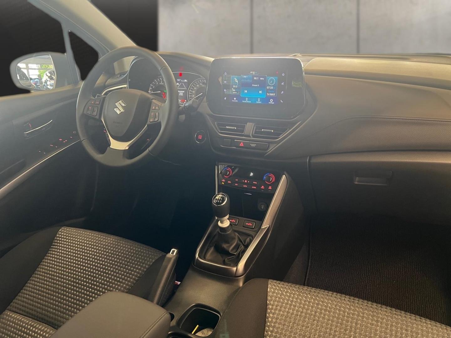 Suzuki S-Cross 1.4 Comfort KAMERA BLUETOOTH SITZHEIZUNG