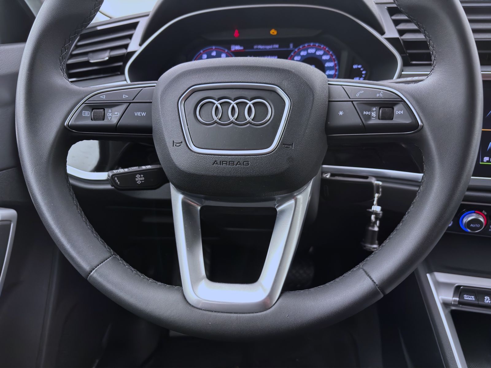 Audi Q3 Sportback 35 TFSI S LINE PDC KAMERA SITZHZG V foto 13