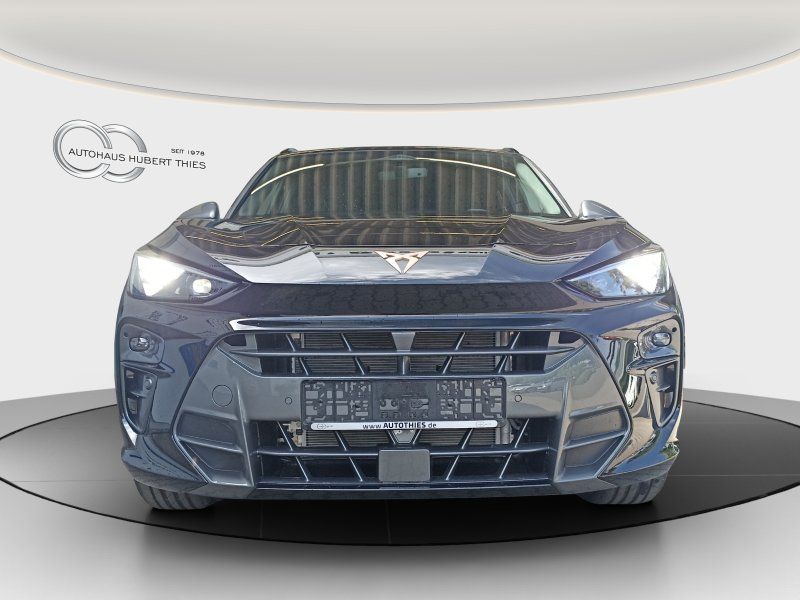Fahrzeugabbildung CUPRA Terramar 1.5 e-Hybrid DSG 150 KW