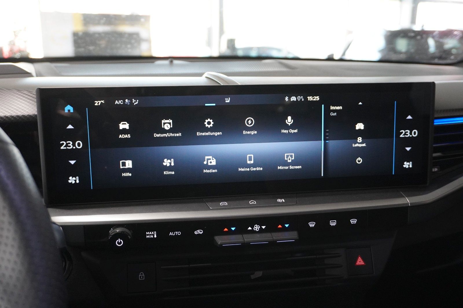 Fahrzeugabbildung Opel Grandland ELECTRIC GS SPORT 73KWH NAVI/360° /HUD