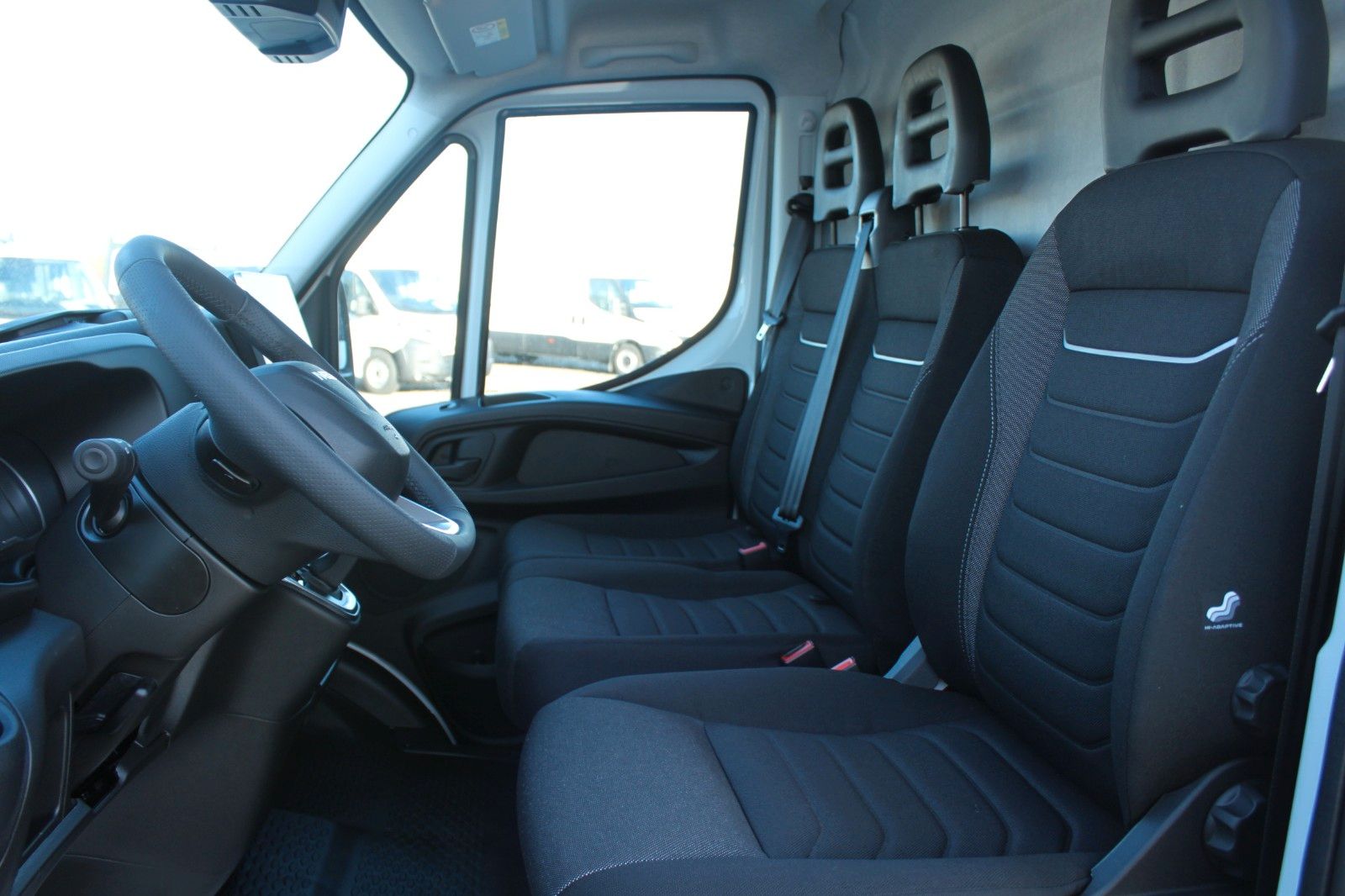 Fahrzeugabbildung Iveco Daily 180PS Autom, Fahrtenschreiber Vorbereitung