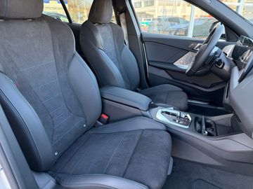 BMW 120 M Sportpaket DAB LED Komfortzg. AHK schw.