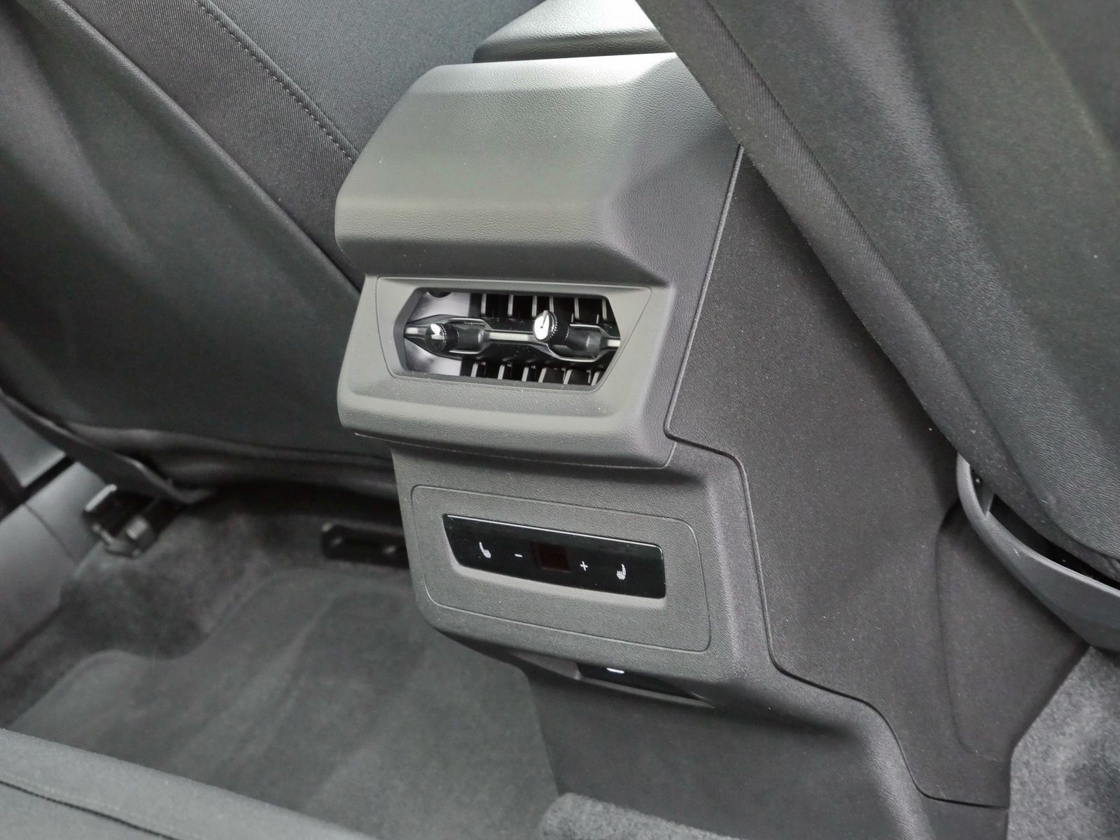 Audi Q6 e-tron - Bild 18