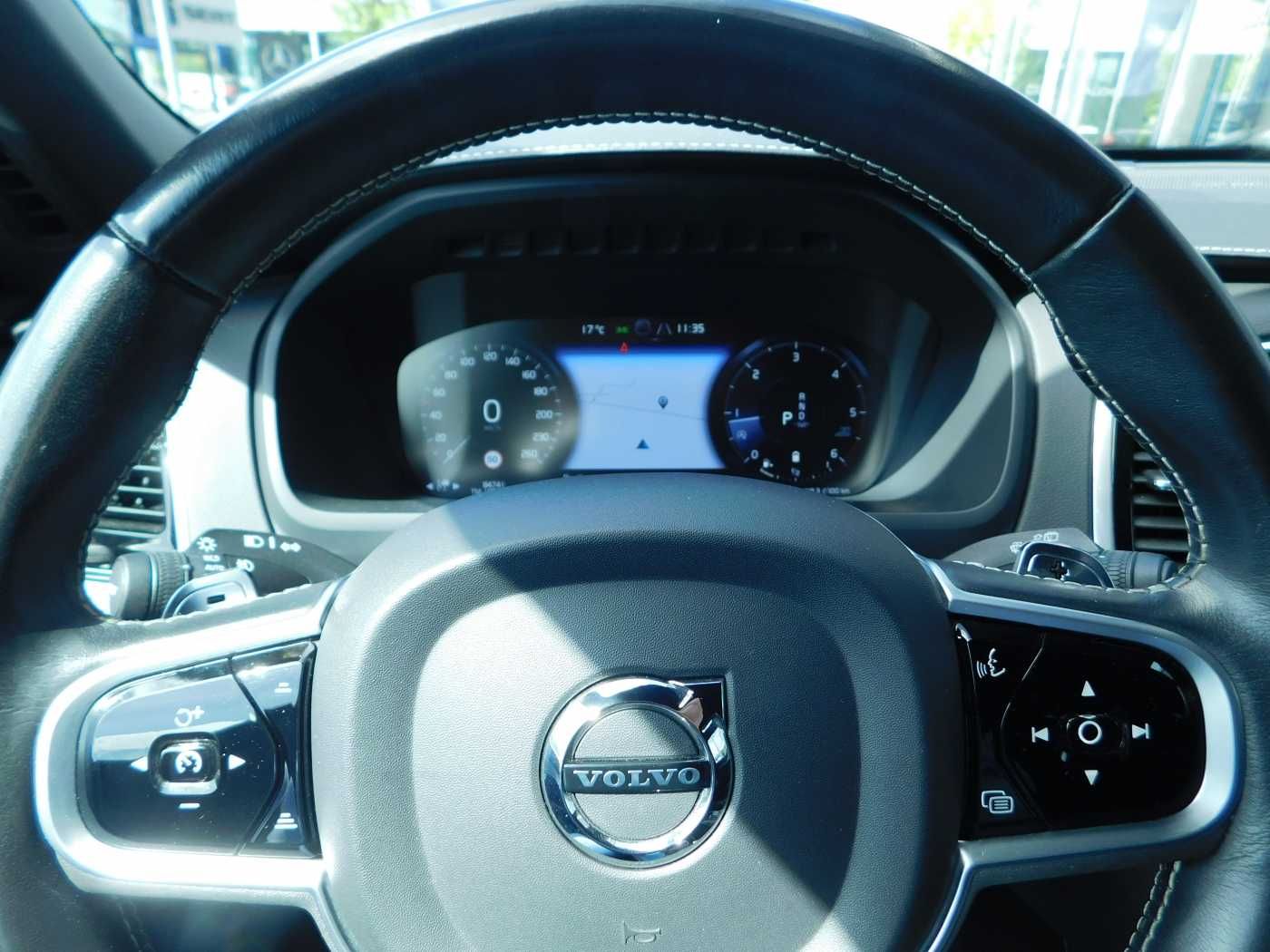Fahrzeugabbildung Volvo XC90 Diesel B5 D AWD R-Design