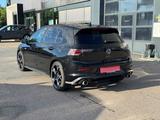 Volkswagen Golf 8 2.0 TSI DSG GTI IQ.LIGHT NAVI PANORAMA AC - Volkswagen Golf: Schwarz, GTI