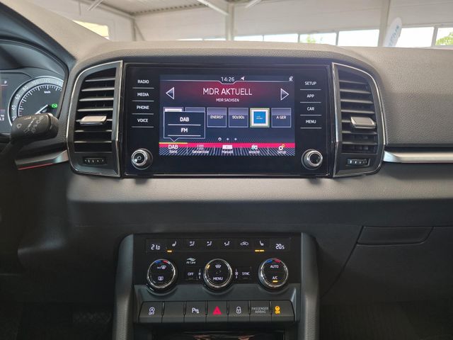 SKODA Karoq — Foto 19