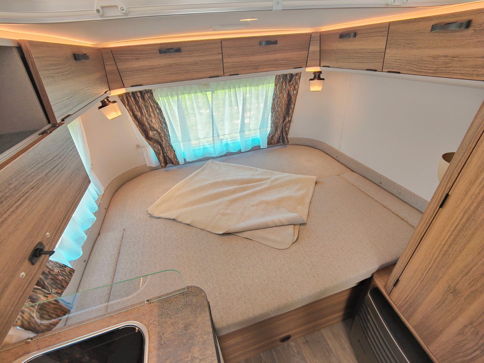 Fahrzeugabbildung HYMER / ERIBA / HYMERCAR TOURING 430 LEGEND URBAN 2025