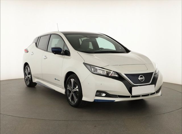 Nissan Leaf 40 kWh 2018 , Automatik, Scheckheft, Leder,