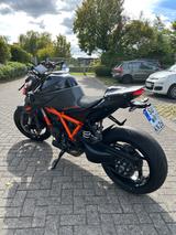 KTM 1290 Superduke R - KTM SUPERDUKE