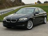 BMW F10 523i M-Lenkrad*Vollleder*Bi-Xenon*Sportsitze - BMW 523 in Stuttgart
