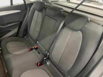 BMW X1 - 11