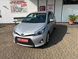 Toyota Yaris Hybrid Life  Ersthand Automatic - Toyota: Automatic