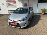 Toyota Yaris Hybrid Life  Ersthand Automatic - Toyota: Automatic
