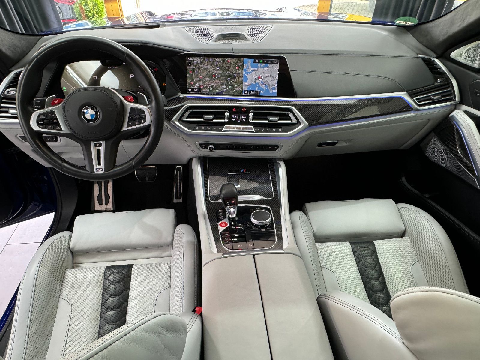 Fahrzeugabbildung BMW X6 M Competition|BOWERS&WILKINS|LASER|PANO|VOLL|