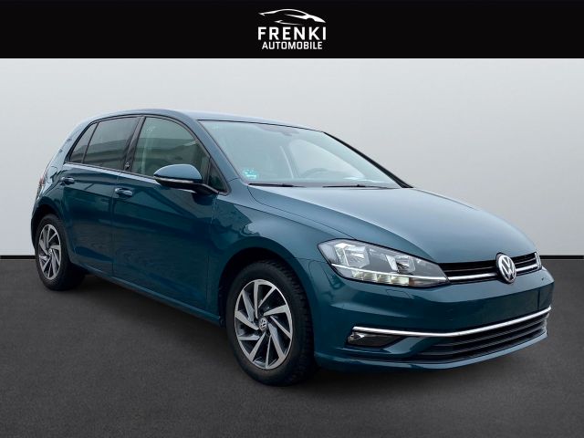 VW Golf VII Lim. Sound *NAVI*STANDHEIZUNG*AHK*