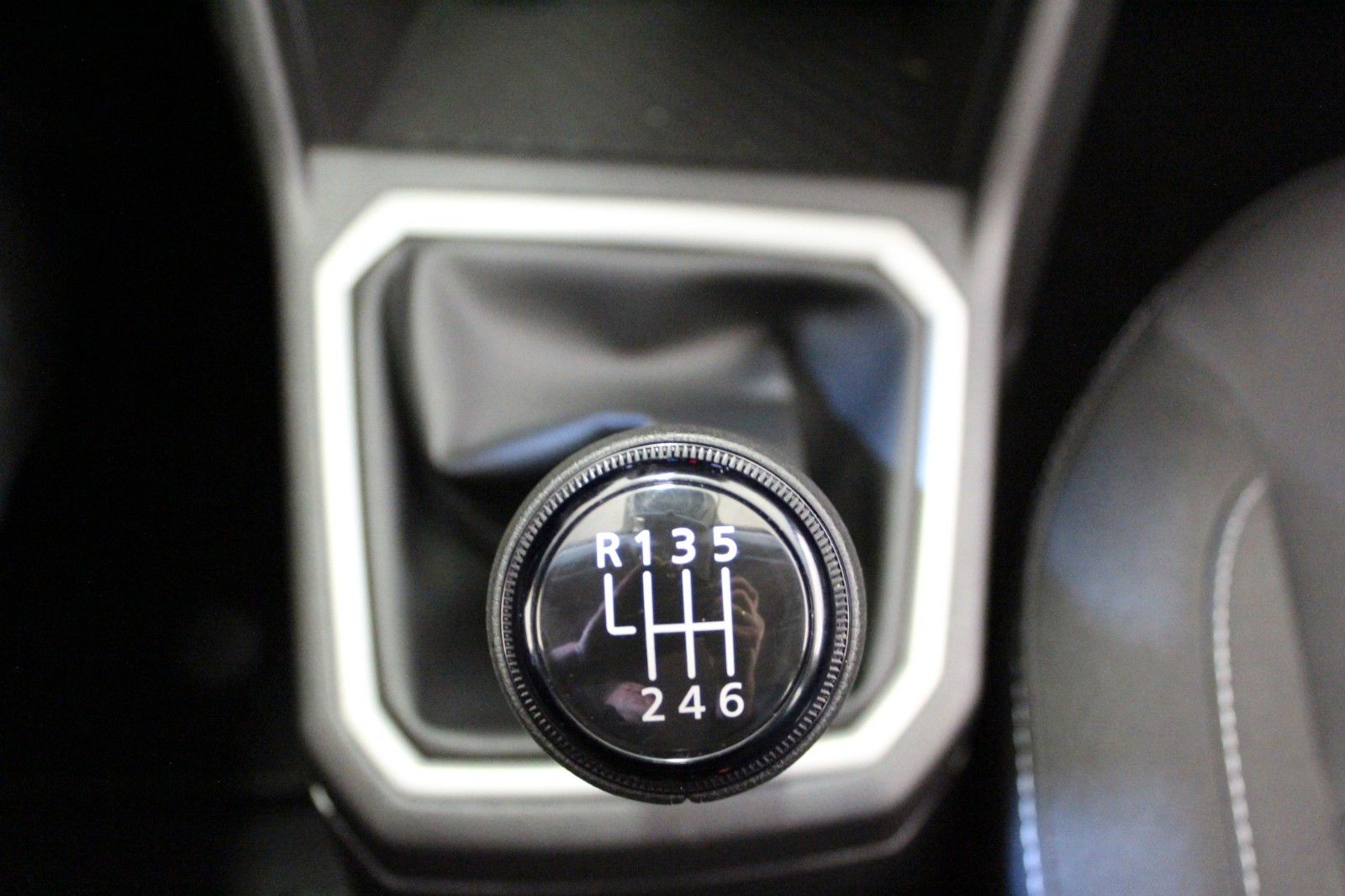 Fahrzeugabbildung Dacia Sandero TCe 100 Expression*Winterpaket* *MJ 2026