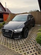 Audi Q3 2.0 TFSI quattro -Navi Bi-Xenon Alcantara PDC - gebrauchte Audi Q3 aus dem Jahr 2013