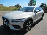 Volvo V60 Cross Country T5 Pro AWD - Volvo V60 Kombi Awd mit Benzin-Antrieb