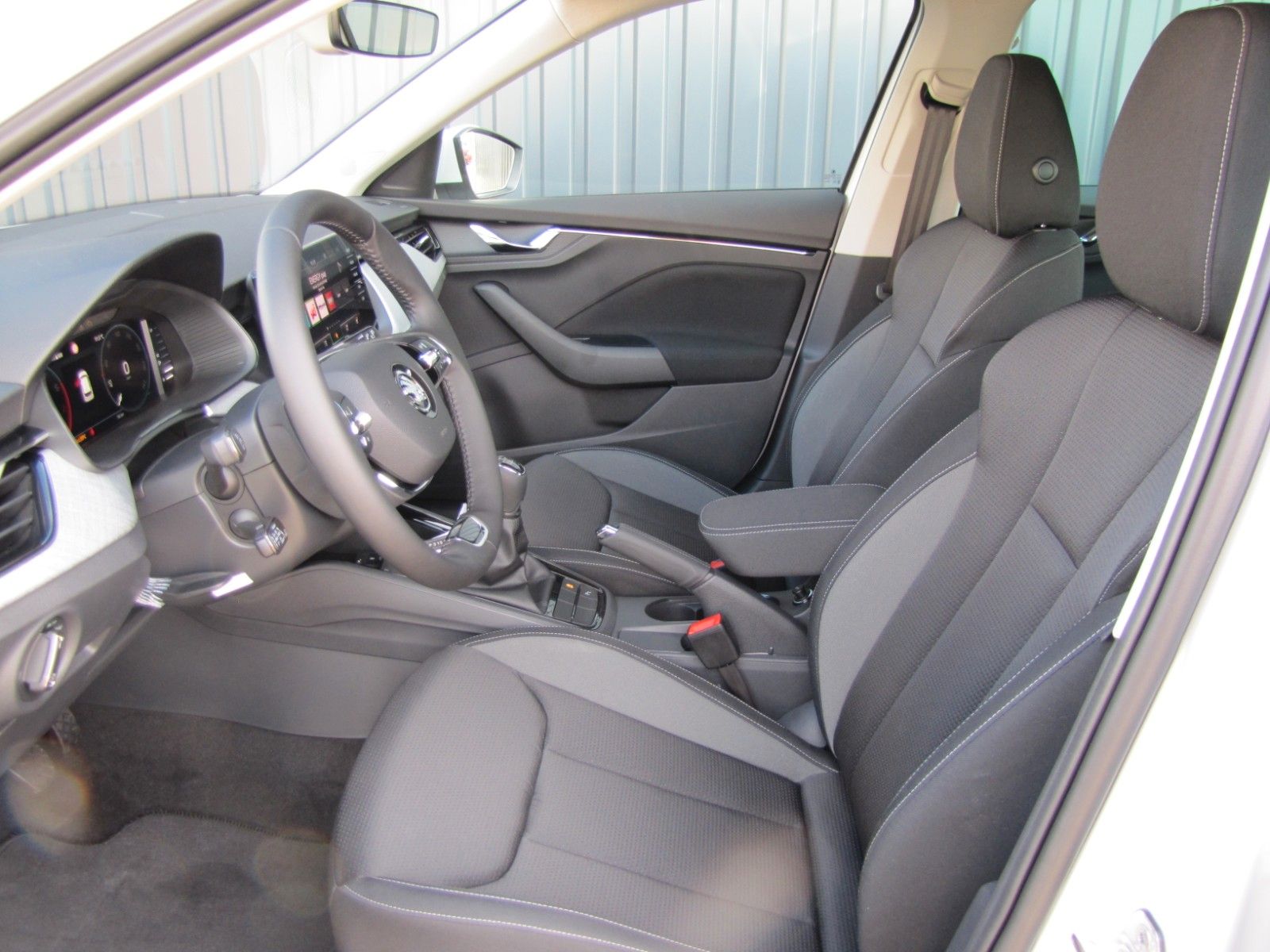 Fahrzeugabbildung SKODA Kamiq Tour 1.5l TSI 150PS LED-Schein., NAVI