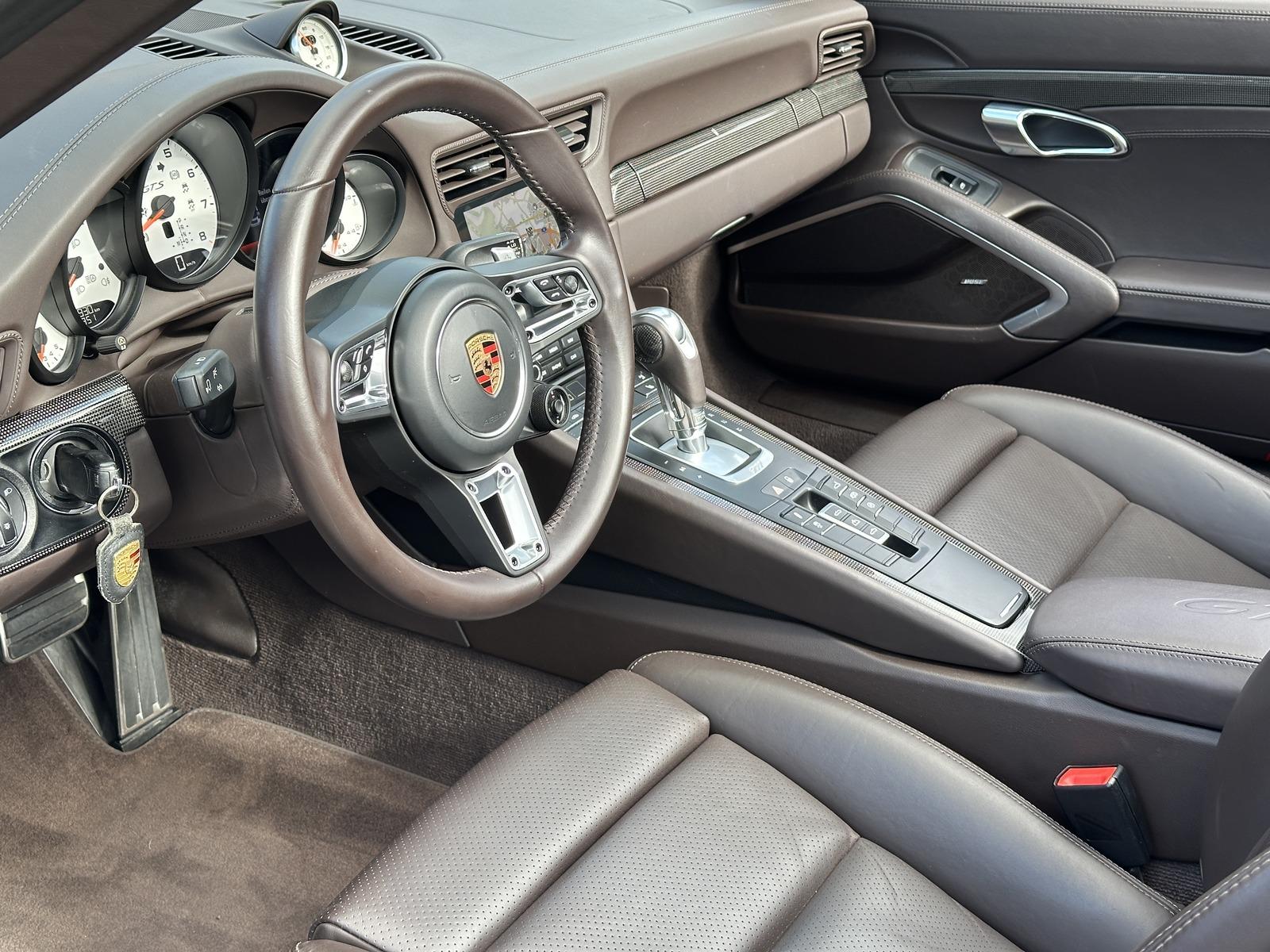 Porsche 991  911 Carrera 4 GTS Cabriolet 1.HAND*HA-LENKU