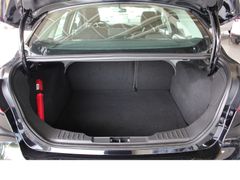 Fahrzeugabbildung Ford Focus Lim.18 Zoll,Alu,Sitzheizung,PDC,AHK