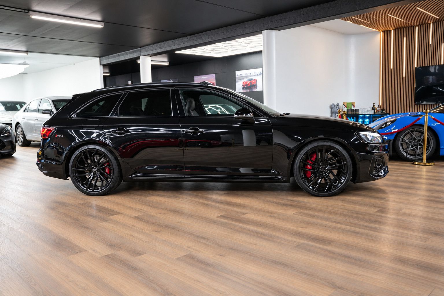 Fahrzeugabbildung Audi RS 4 2.9 TFSI *Virtual*RautenSitze*B&O*Pano*HUD