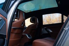BMW 740 – 27 / 29