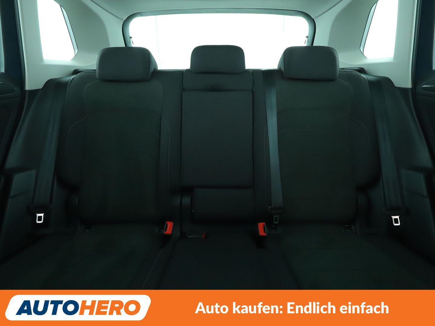 Volkswagen Tiguan 1.5 TSI ACT Elegance Aut.*NAVI*LED*ACC*