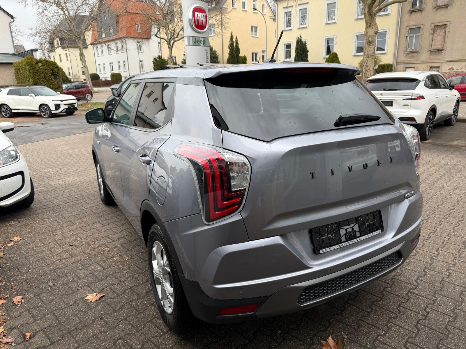 KGM Tivoli 1.5 T-GDI Nomad Kamera, Navi, Automatik