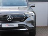 Mercedes-Benz EQB 250 Autom. Leder Ambiente Klimaauto. Kamera - gebrauchte Mercedes-Benz EQB aus dem Jahr 2022